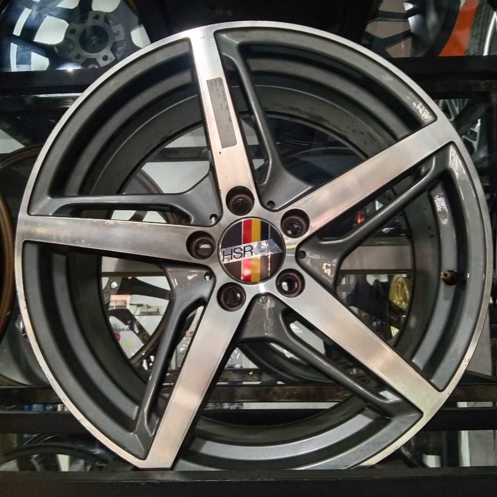 Velg Racing Mobil AMG R18 Cocok Mercy Innova Rush Terios Xpander