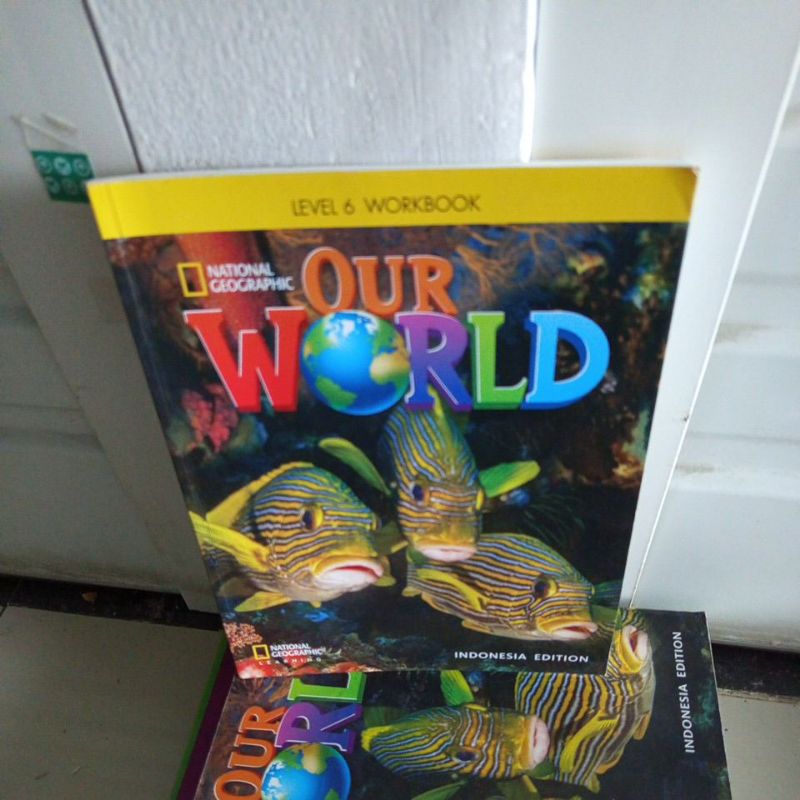 

buku our worl level 6 workbook National Geographic learning Indonesia edition buku bekas ada coretan buku original