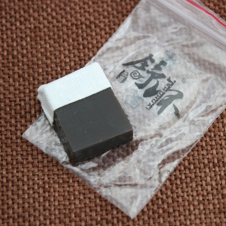 Lem Padat Dimo ke Dizi Membran Di Zi Di Mo Jiao