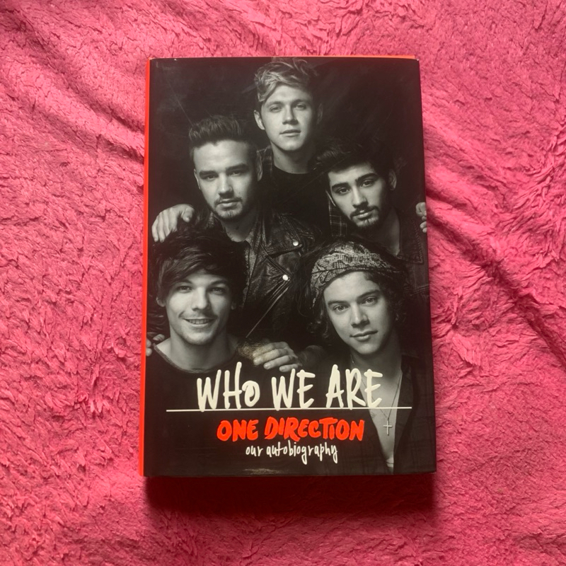 [RARE & LIMITED] ONE DIRECTION 1D - WHO WE ARE, OUR AUTOBIOGRAPHY [OFFICIAL BOOK] CD ALBUM HARRY STY