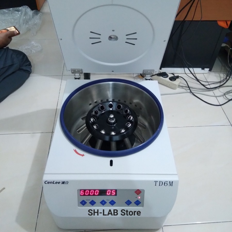 Digital Centrifuge Laboratorium 6000 Rpm 12 x 15ml TD6M Centrifuge 6000 rpm