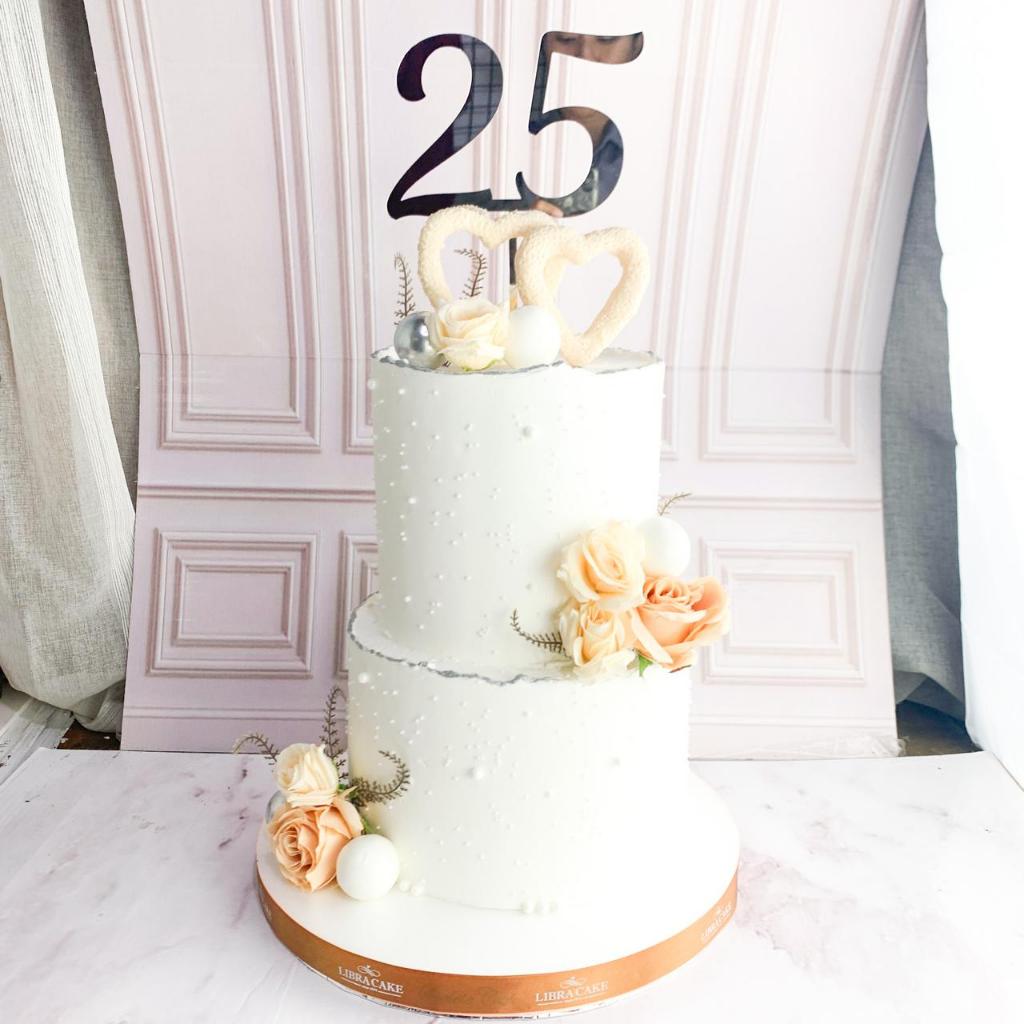 

Kue Ulang Tahun/Birthday Cake/Kue Ultah Tema Flower/Kue Ultah Tema Angka/Kue birthday Jakarta