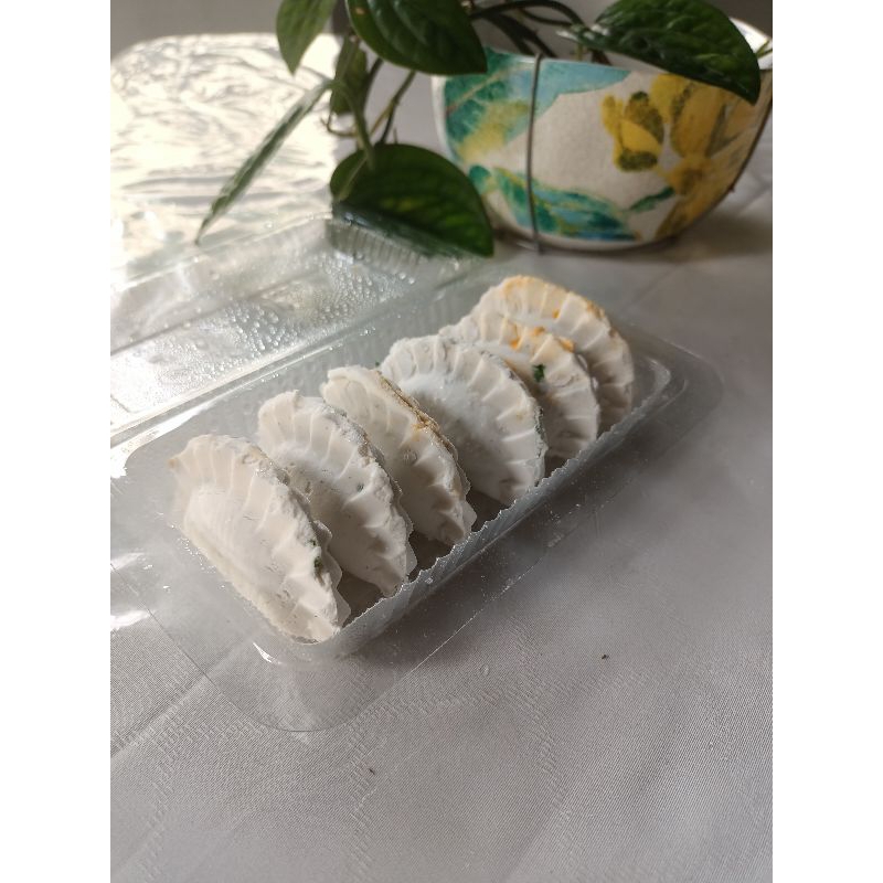 

cireng isi ayam suwir, isi 6/pack