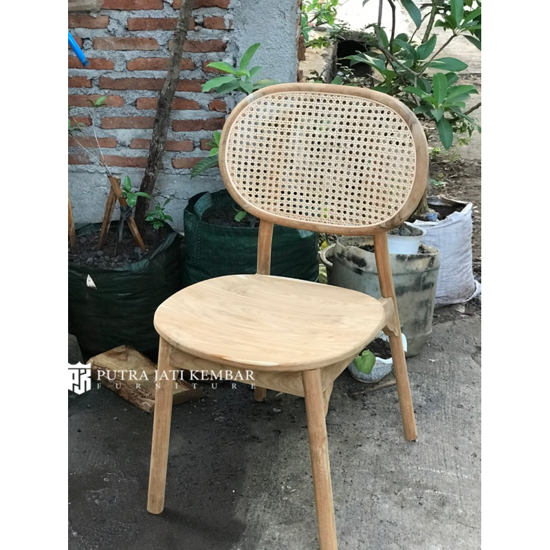 kursi jepang / kursi kayu jati / kursi cafe / kursi rotan / bukan kursi sely