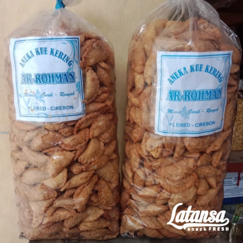

1 Bal isi 2 Kg Kue Pastel Abon Premium Asin Manis Gurih