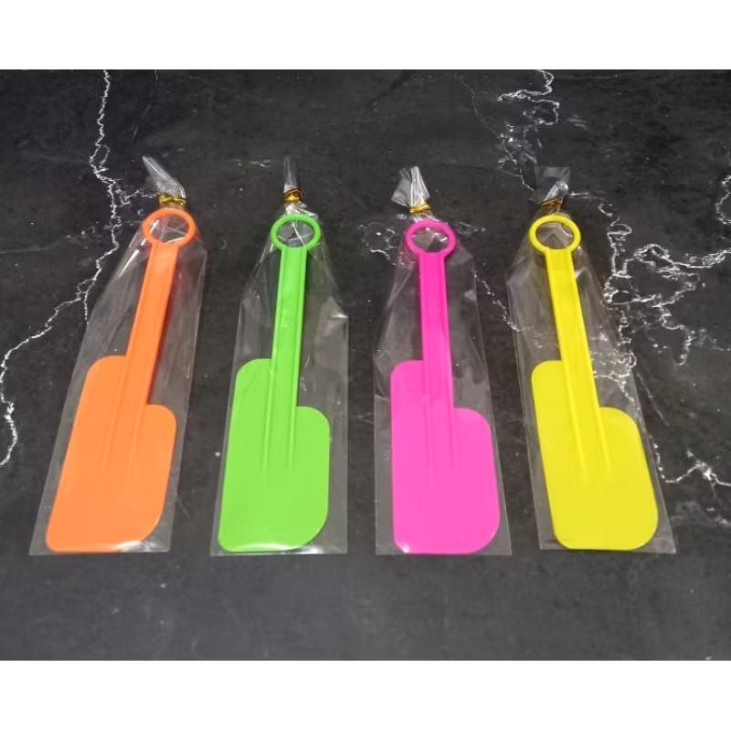 

POLESAN SOLET ADONAN / SPATULA / SODET / SUDET PLASTIK ADONAN KUE