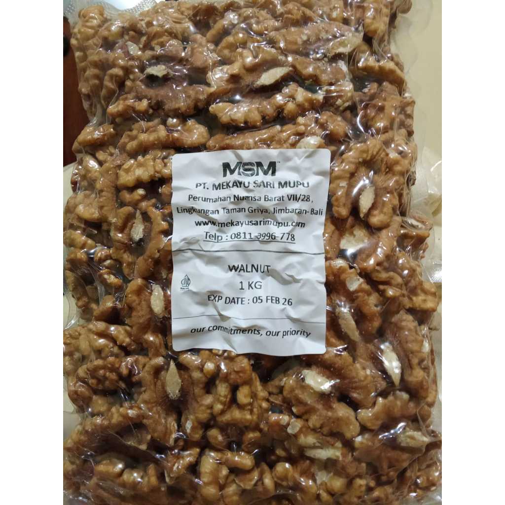 

Kacang Walnut Mentah Repack 1 Kg