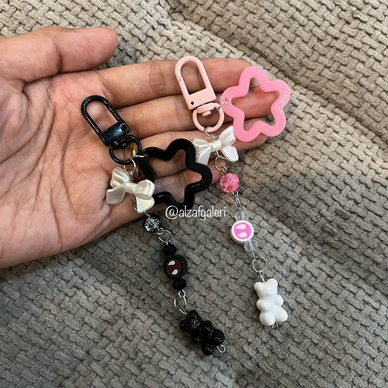 Keychain Couple Manik Spiderman Pasangan Terbaru by Alzaf Galeri