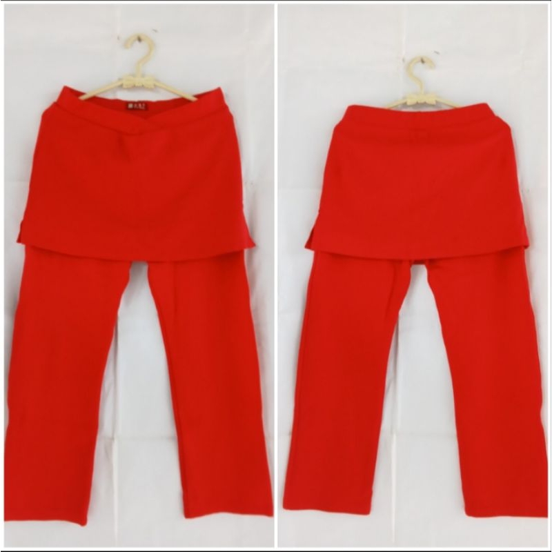 rok celana/rokcel olga/olahraga keren n gemoy pl/preloved bahan bagus warna merah cabe