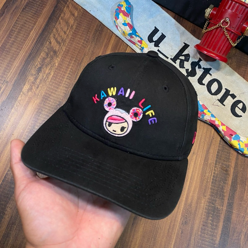 topi new era tokidoki