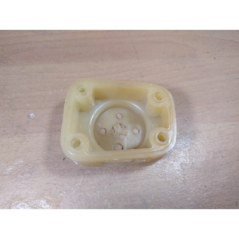 Rumah tampungan minyak rem master rem Yamaha RX100 RX125 TWIN original nos japan