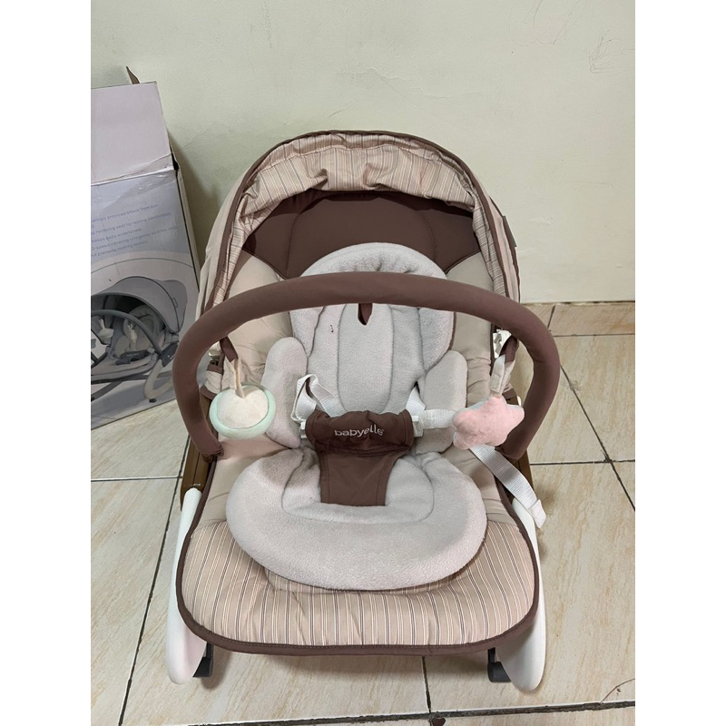 PRELOVED BOUNCER BABYELLE