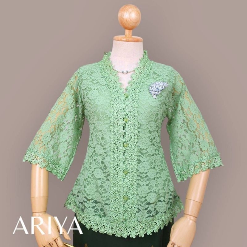 Ready ARIYA VASUTORN BLUS BROKAT BANGKOK KANCING DEPAN