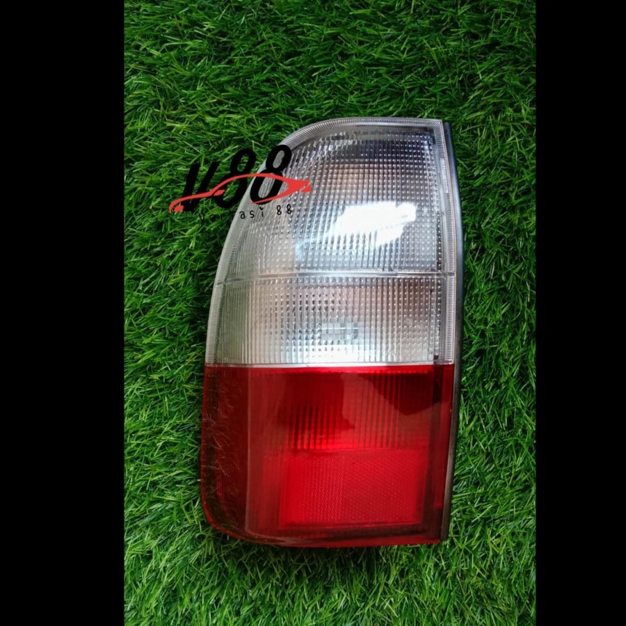 Stoplamp MITSUBISHI L200 STRADA/Lampu Belakang MITSUBISHI L200 STRADA