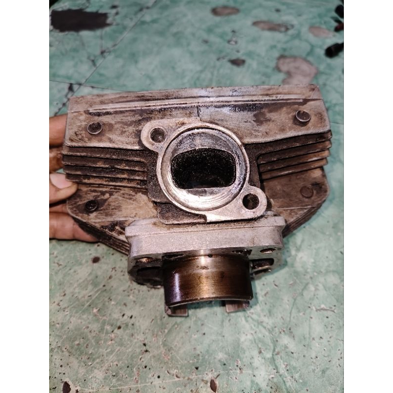 blok boring silinder Yamaha Alfa sigma barang masih bagus ORI bawaan copotan motor asli