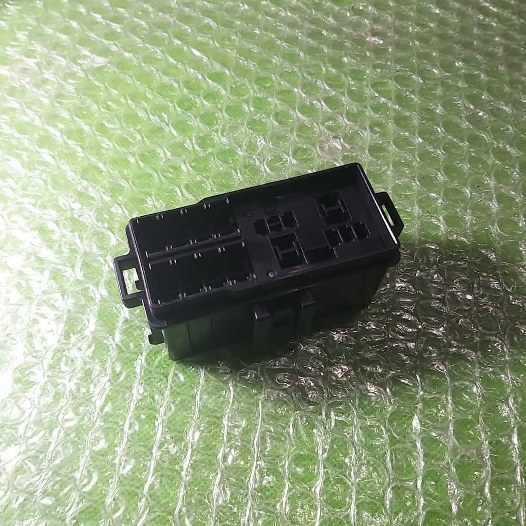 box sekring beat esp scoopy esp vario 110 esp beat street esp beat pop original