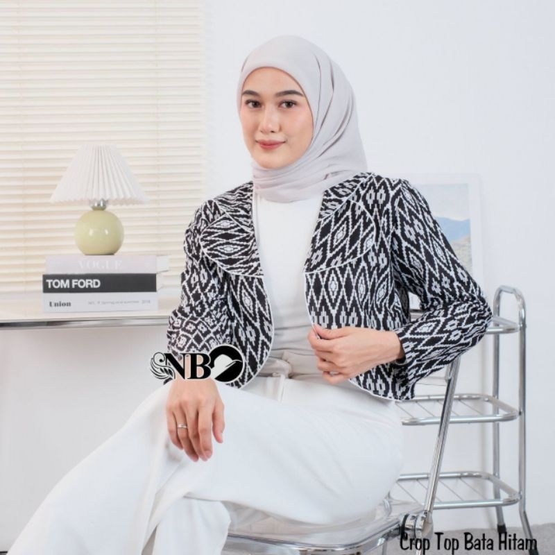Blazer crop top - atasan baju wanita crop top terbaru motif batik kekinian - outer blazer batik wani