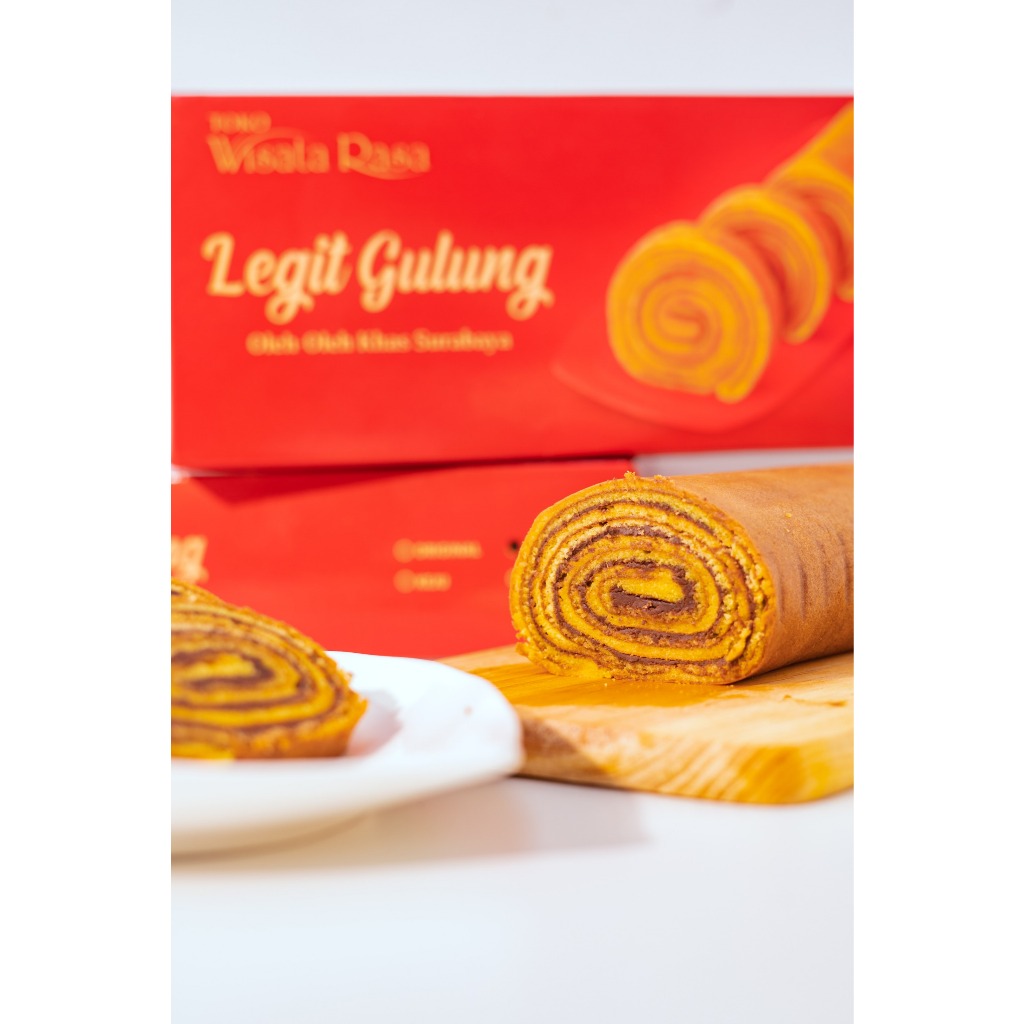 

Kue Lapis Legit Gulung | Cemilan Makanan | Wisata Rasa | Oleh-Oleh khas Surabaya