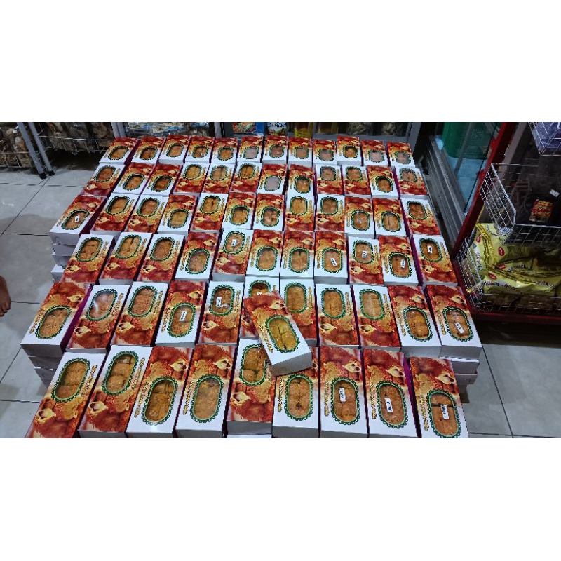 

Sekar_Shop07 Bolen Lumer Yulia Perbox Isi 24Pcs