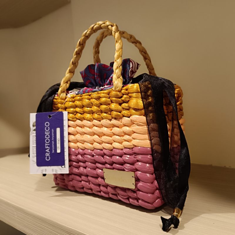 Tas Anyaman,Tas Anyam,Tas Wanita Tas Enceng Gondok,Tas Bridesmaid,Tas Hampers,Tas Souvenir,Tas Panta