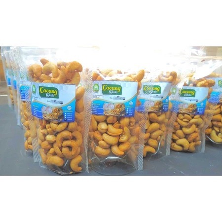 

KACANG METE/ MEDE/MENTE BERAT 120 GR