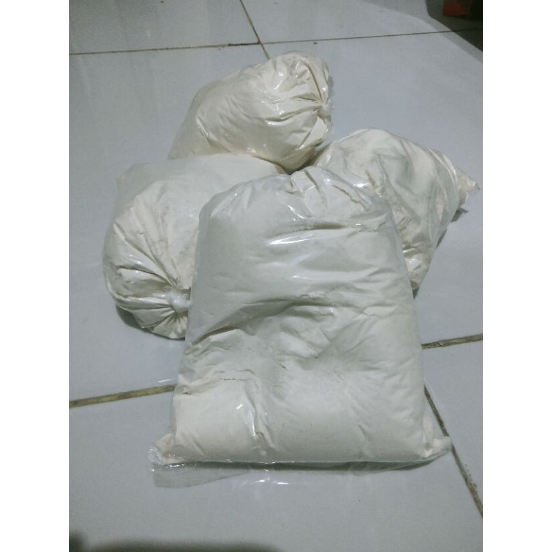 

Tepung Terigu curah 1000g/1kg