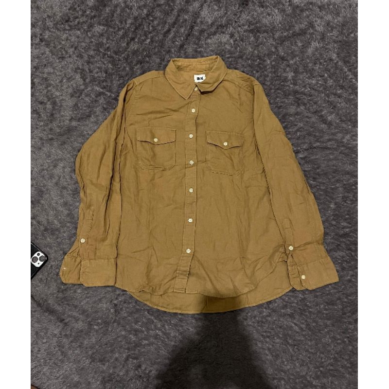 Preloved UNIQLO ORIGINAL kemeja wanita lengan panjang