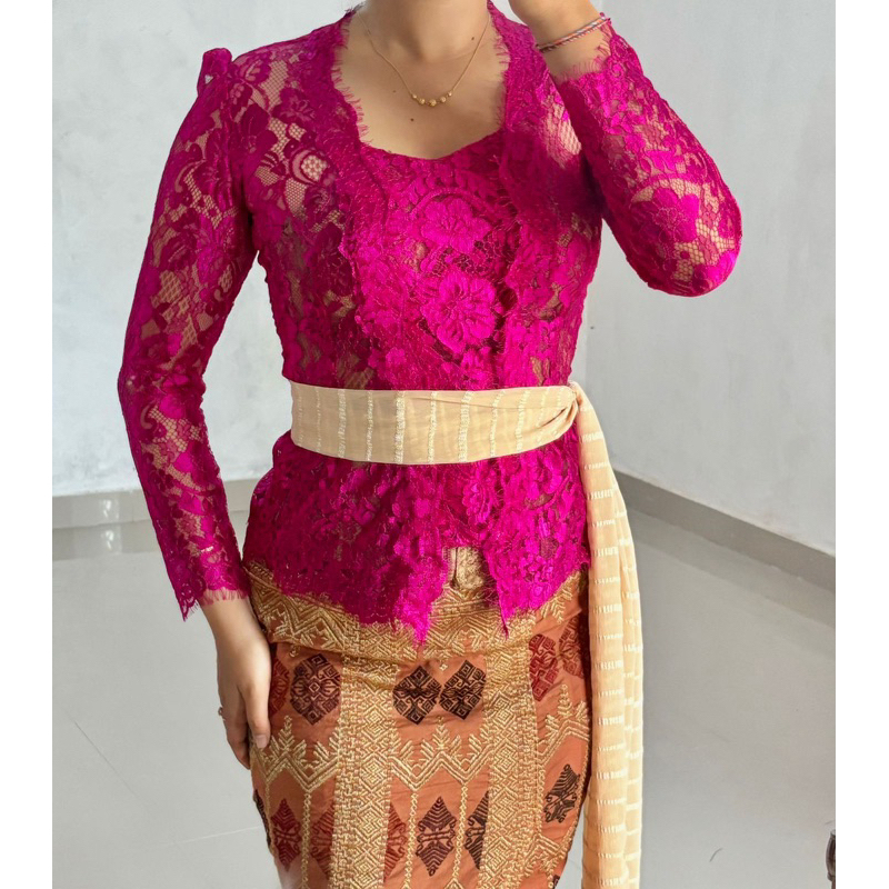 KEBAYA JADI BALI//KEBAYA JADI BROKAT METALIC GLOSSY TIRTA SARI