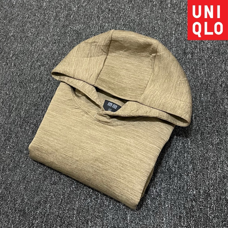 Uniqlo Pullover Sweat Dry Hoodie (Scuba)