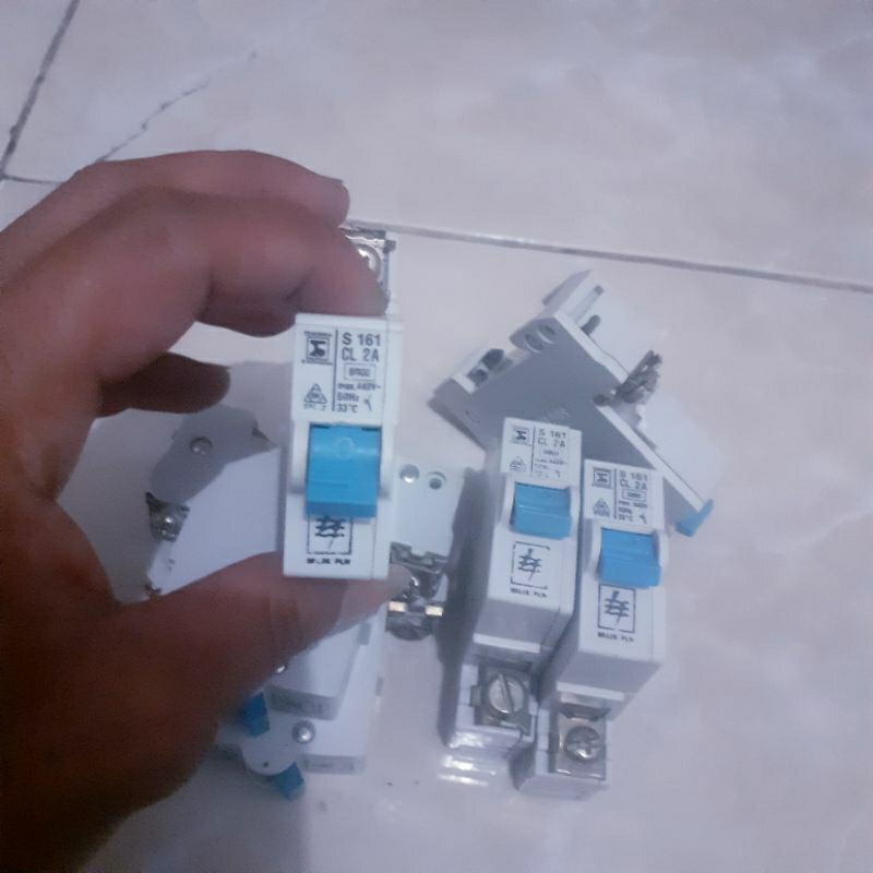 mcb bbc s 161 cl 2 cl 4  bekas