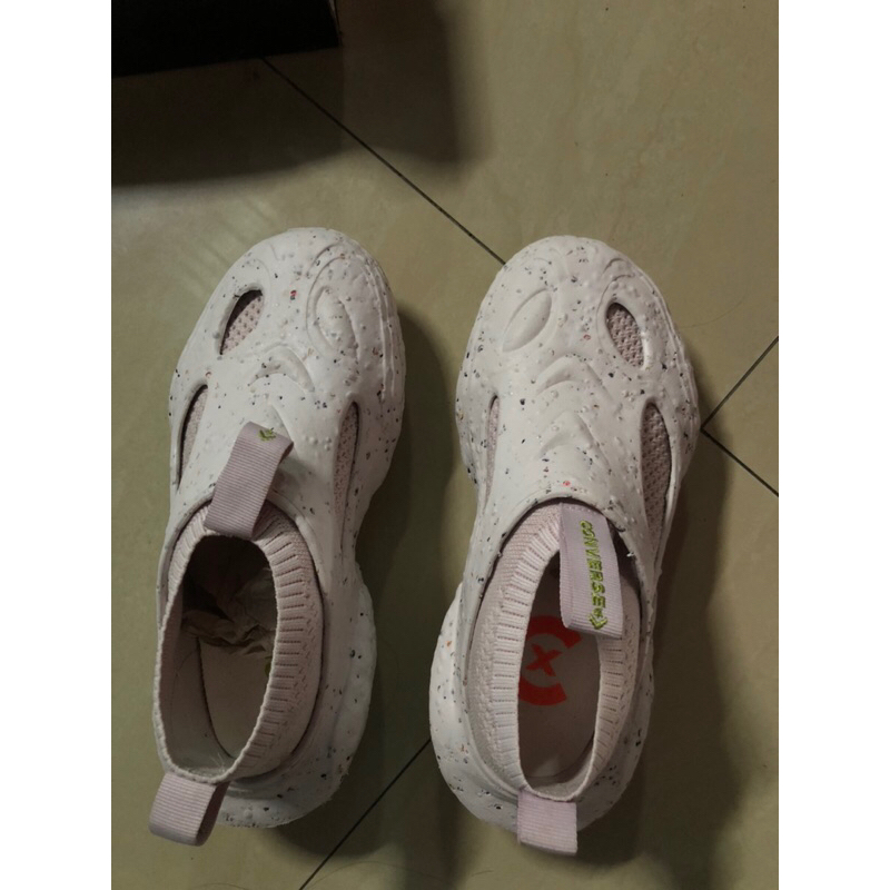 like new PL ( preloved ) converse sponge shoes