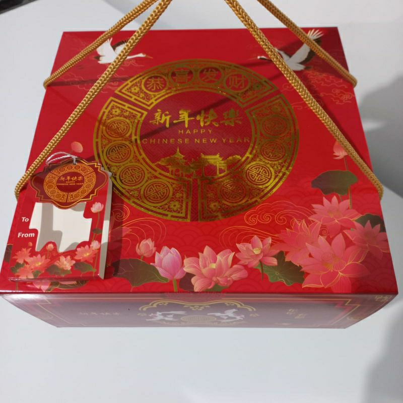 

Hampers Imlek Paket Es Lilin Super Top Kemasan Baru Asli / Produk Gula Asli