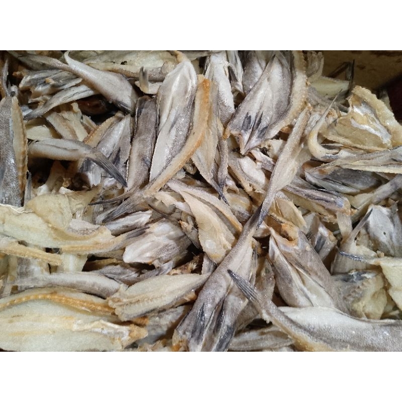 

ikan asin kacang-kacang