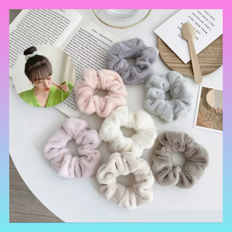 ikat rambut handuk dan ikat rambut polkadot