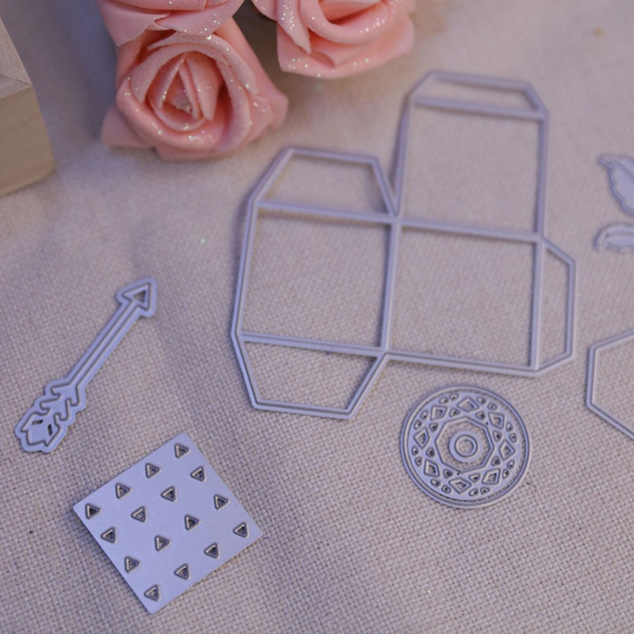 

Cutting Dies - Geometric Ornament Gift Box (7pcs)
