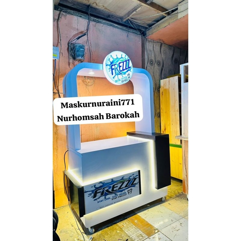 BOOTH FREZZ ,BOOTH MINUMAN