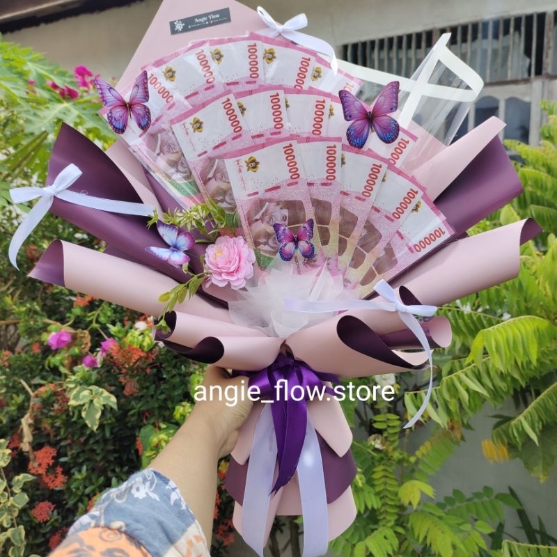 

Buket uang kosongan ala Korean style by Angie_flow.store. hari ibu. hari guru. wisuda. ulang tahun. lamaran. wedding