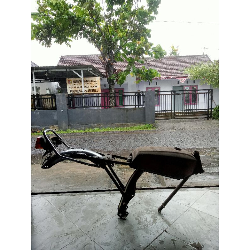 Body set rangka gl100 original