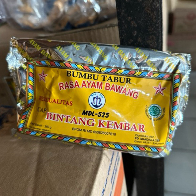 

Bumbu Tabur Rasa Ayam Bawang MDL-525 Cap Bintang Kembar 250gr