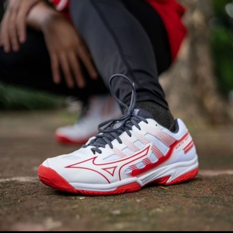 SEPATU BADMINTON TERBUKA MIZUNO GATE SKY PLUS 2