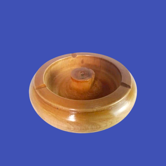 Asbak kayu, wadah latu rokok