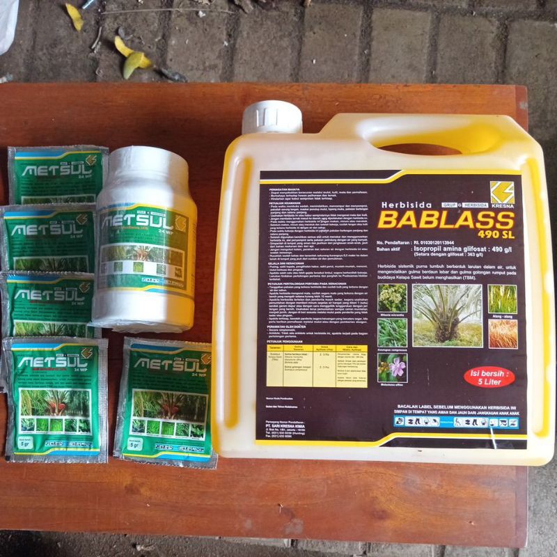 PAKET RACUN RUMPUT BABLAS UK 5 ltr + METSUL 200 gr + 5 metsul sachet 5gr