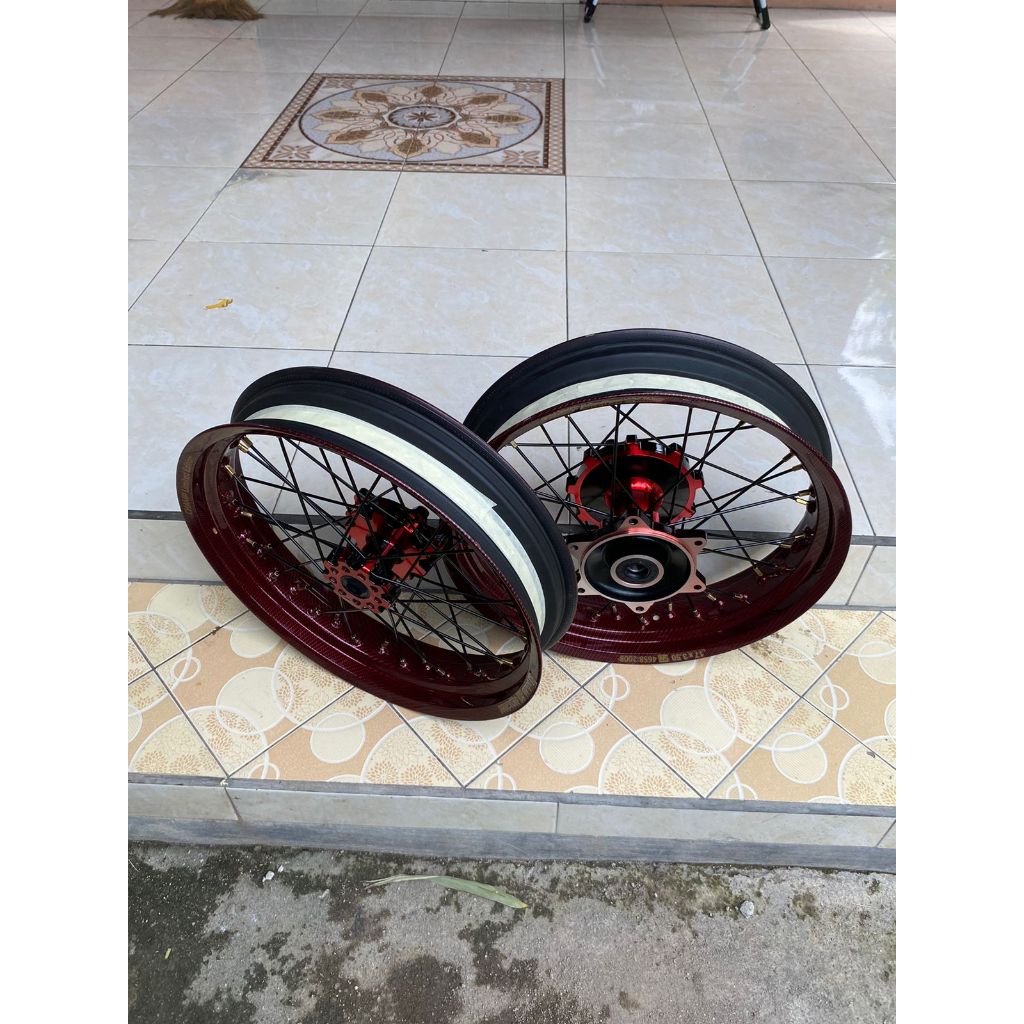Wheelset Supermoto CRF Velg Champ Carbon Ukur 300/350 Tanpa Ban