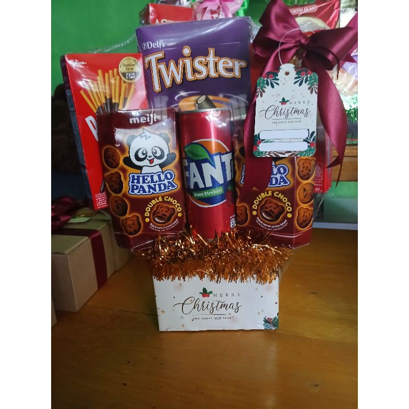 

Parcel / Hampers / Bingkisan tema Natal