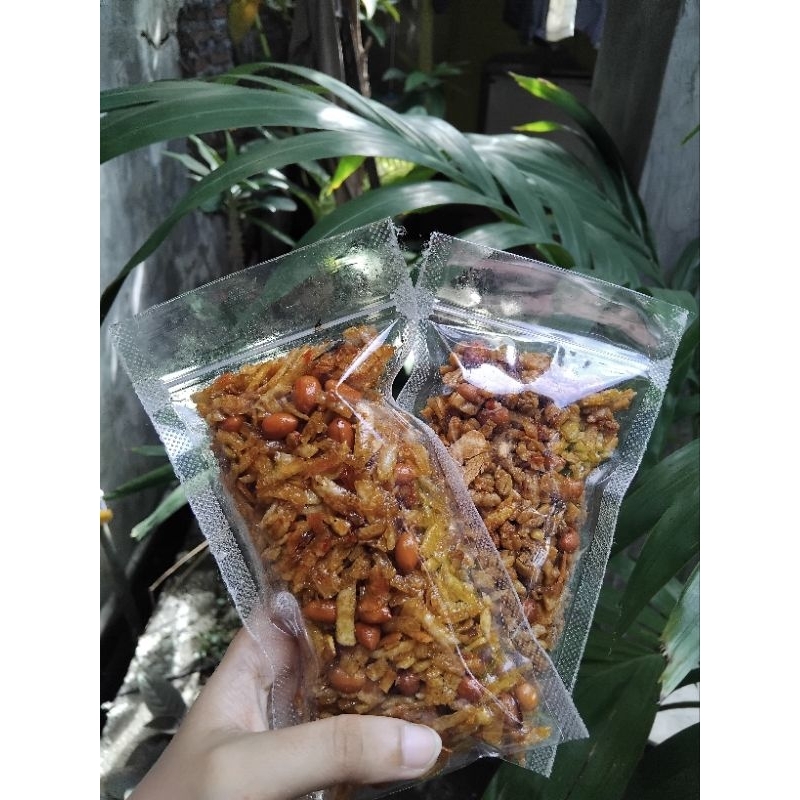 

tempe kacang pedas manis gurih