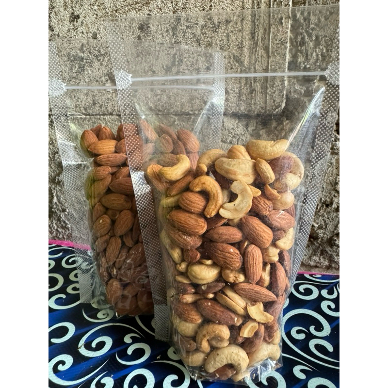 

(200gr) kacang mete matang varian rasa asli wonogiri-kacang mede -mede premium