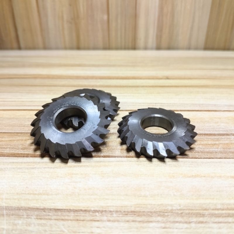 Insert T slot carbide  32 × 6 × 12 tebal 6mm bekas mulus