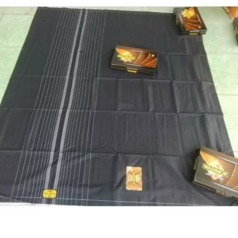 Sarung Wadimor Asli Warna Hitam Favorit Elegan Premium by Wadimor || Tika's collection