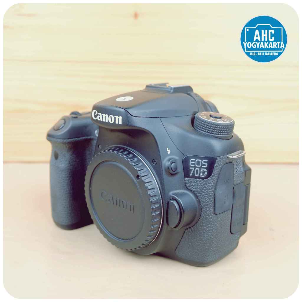 CANON EOS 70D BODY ONLY MULUS LIKE NEW (1)