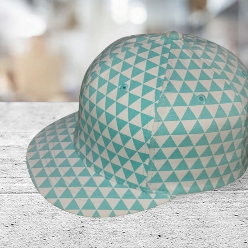 Topi Baseball Geometris Hijau visor pendek
